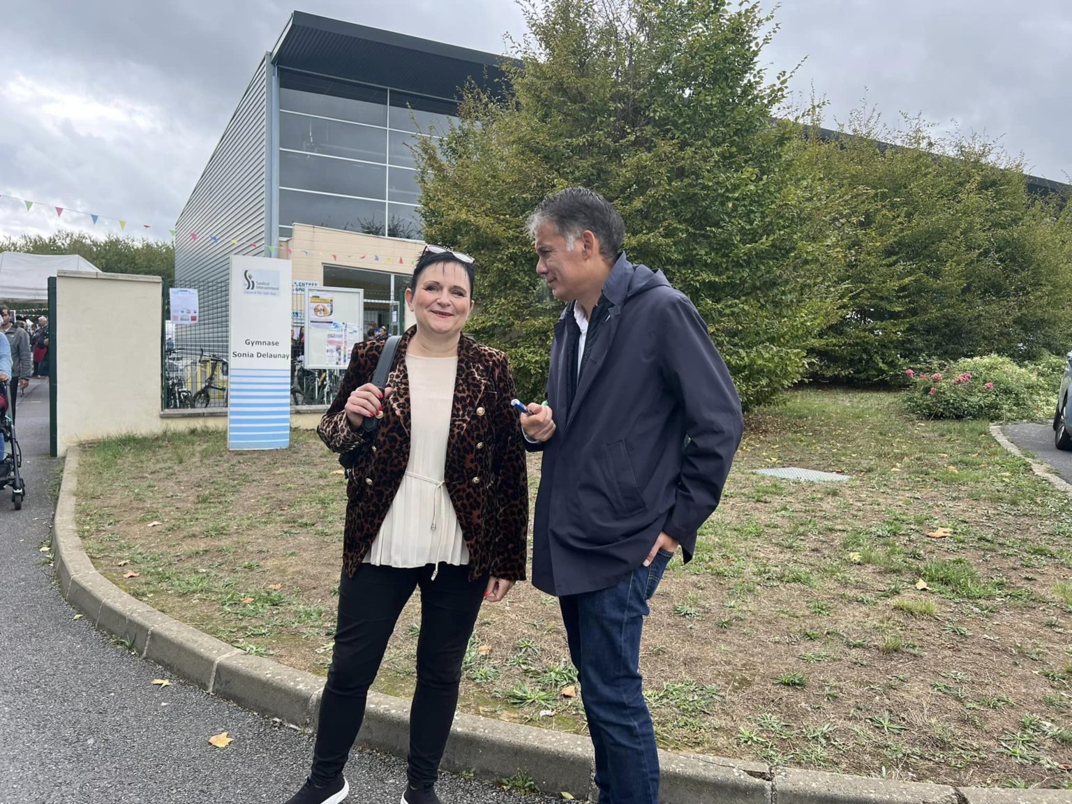 Circonscription : Forum des associations de Vert Saint Denis - Cesson 10 09 2022 - Olivier Faure